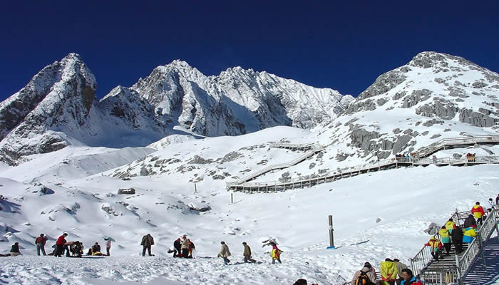 玉龙雪山冰川公园 玉龙雪山冰川公园